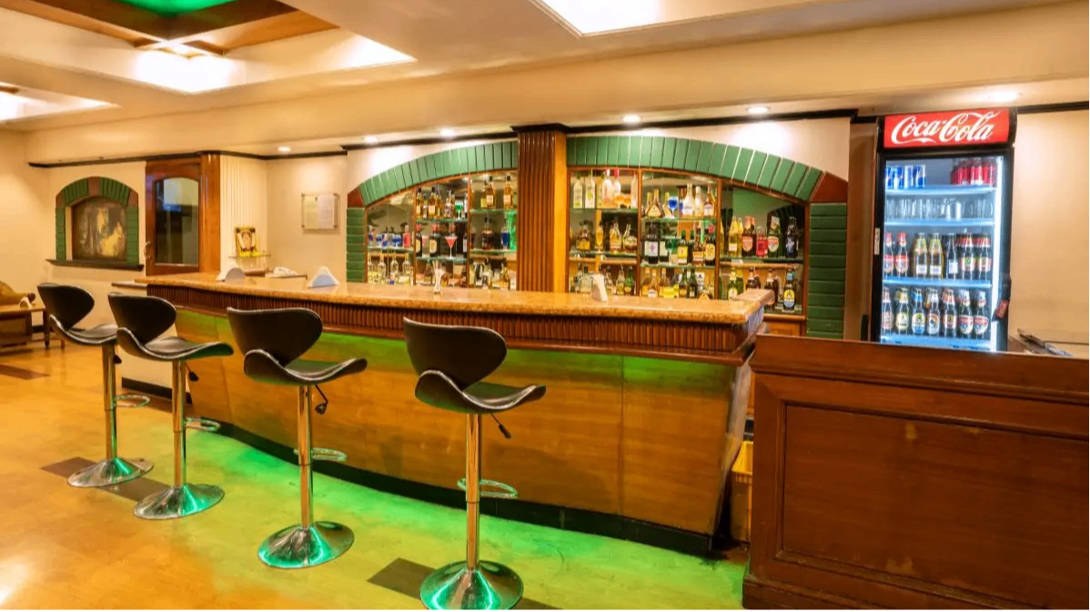 Regal Bar