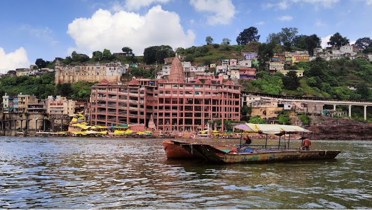 Shri Omkareshwar Jyotirlinga Temple