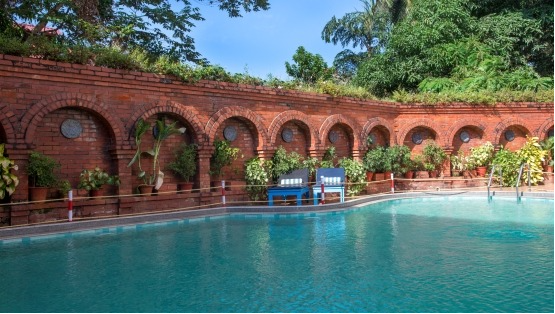 POOL & ACTIVITES