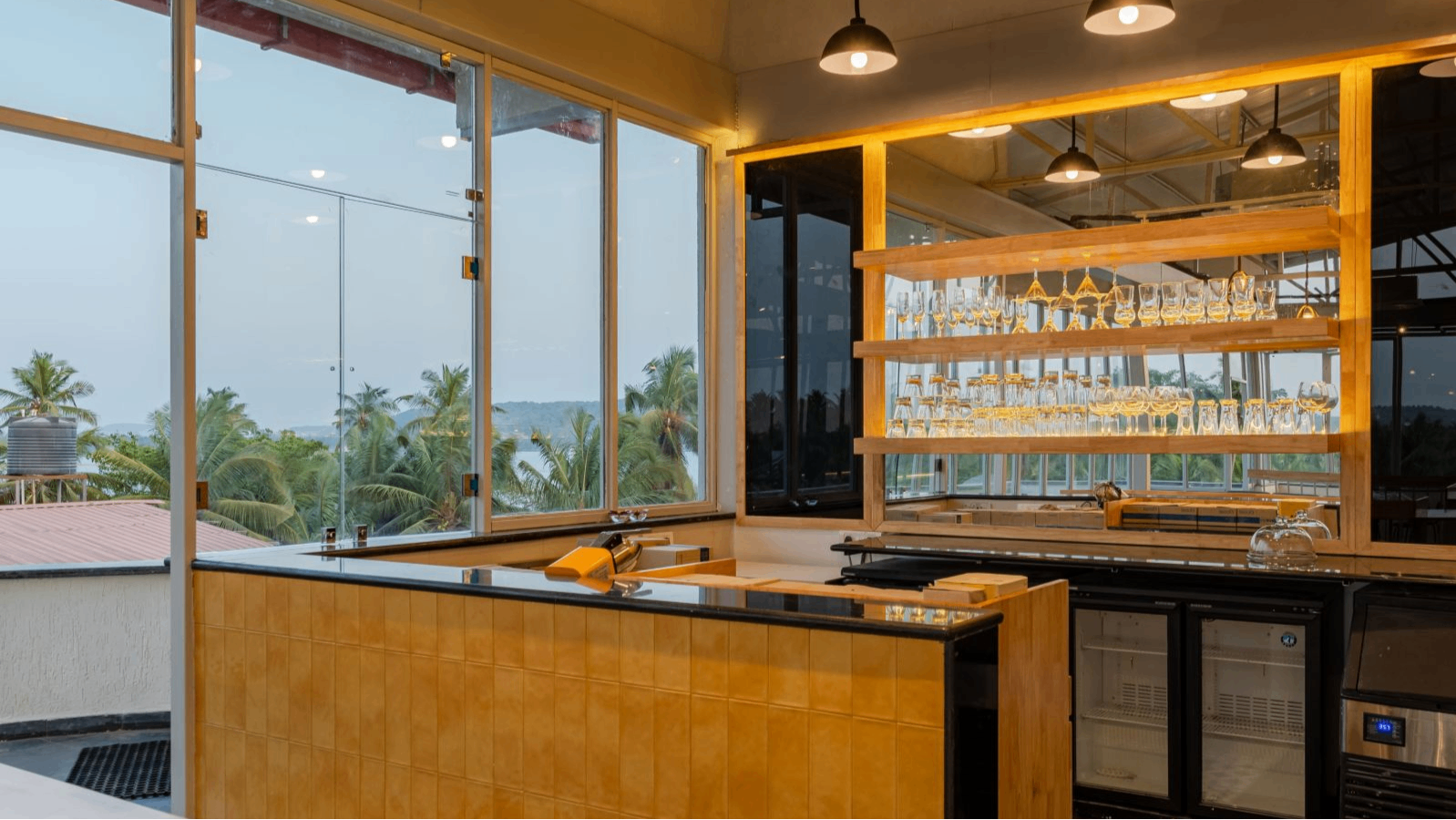Himmaleh Bar