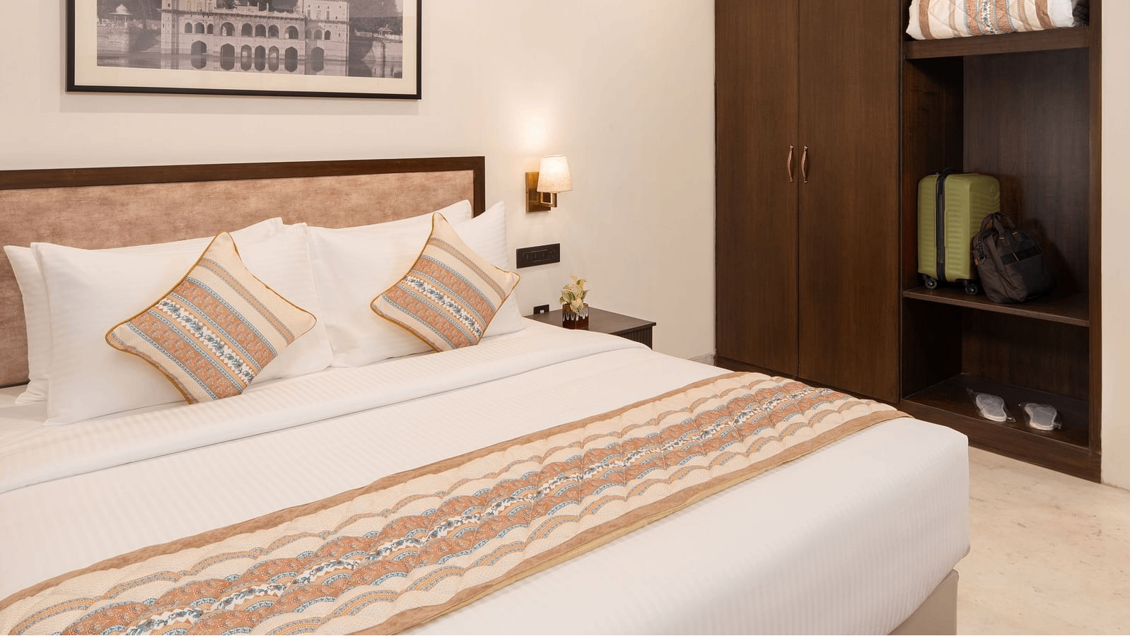 Suite Room