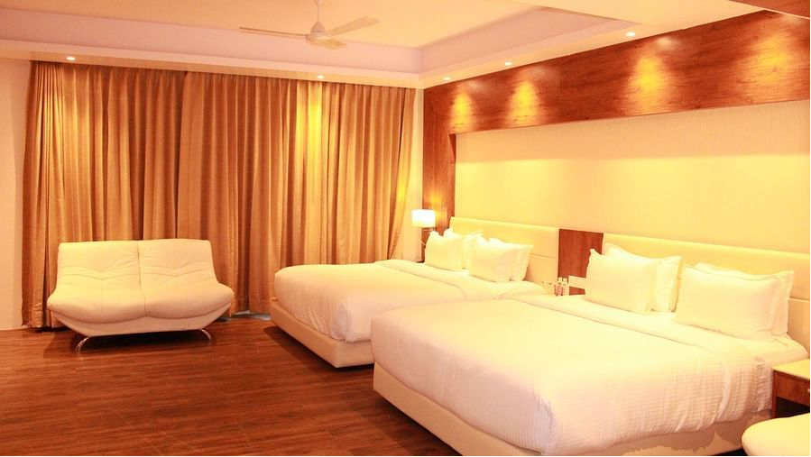 Studio Room with Two King Beds