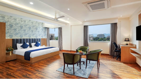 Premier Suite