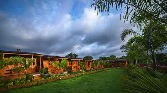 Garden View Deluxe Chale