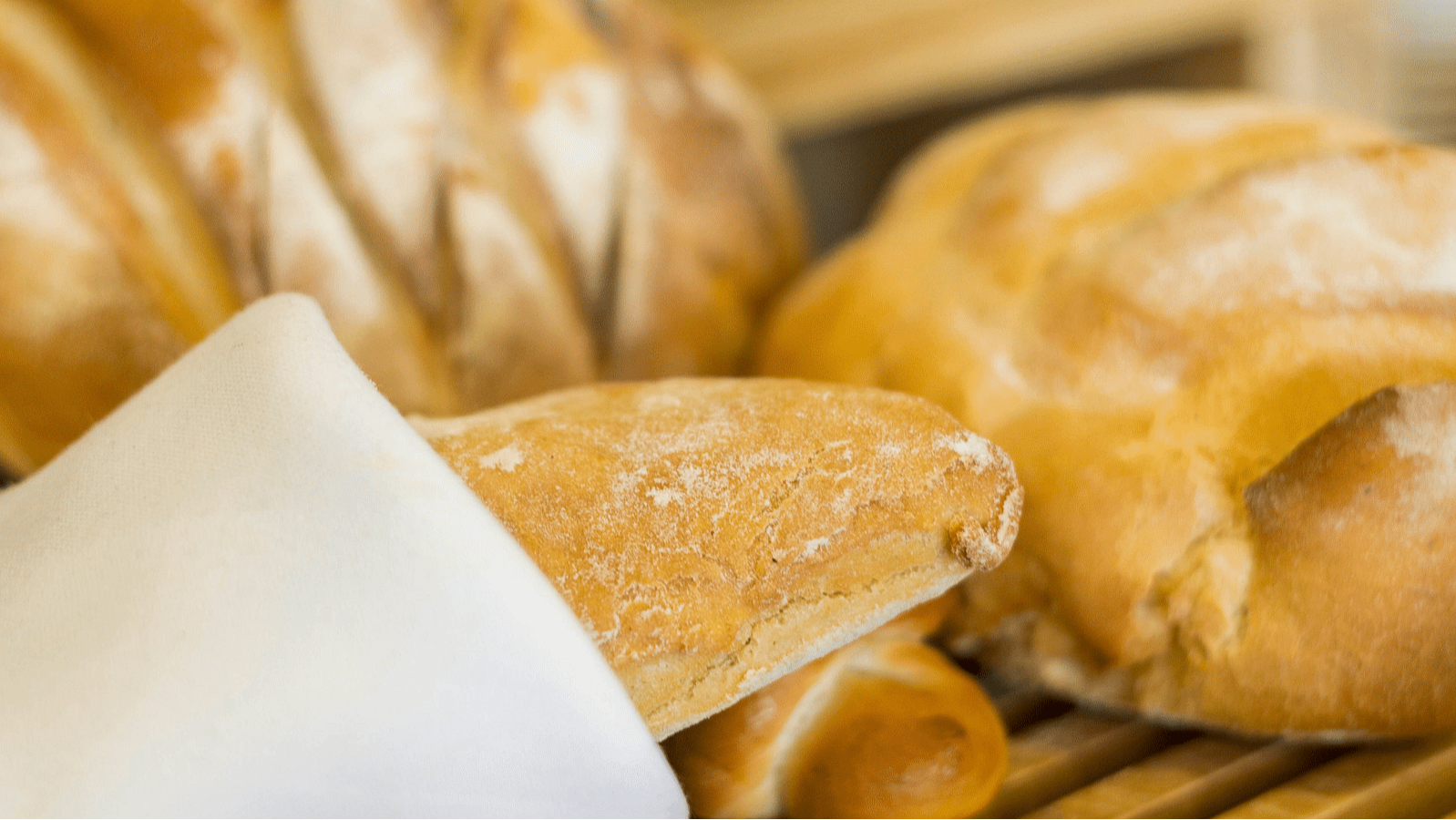 3 Urns Deli & Bakery