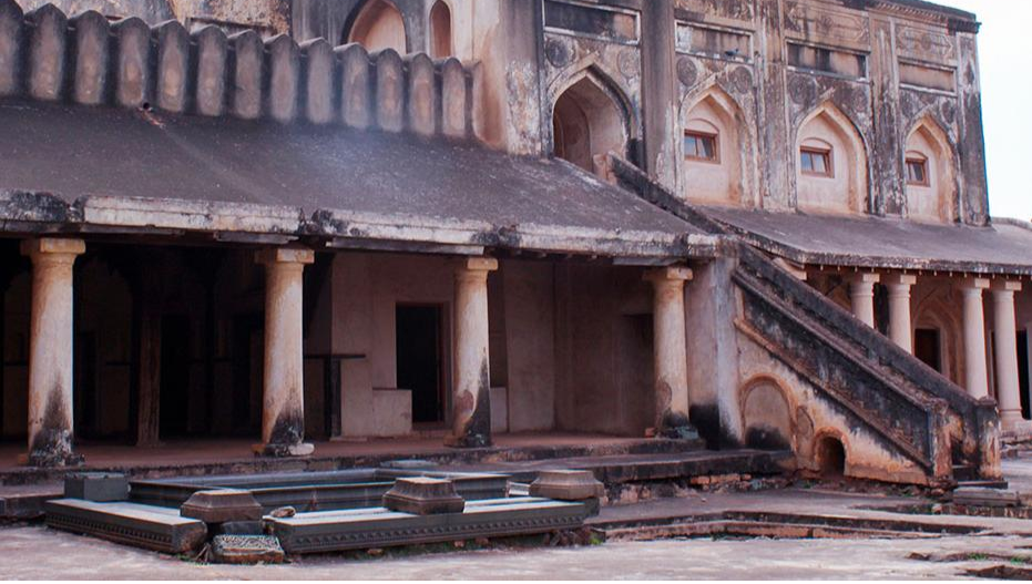 Rangeen Mahal