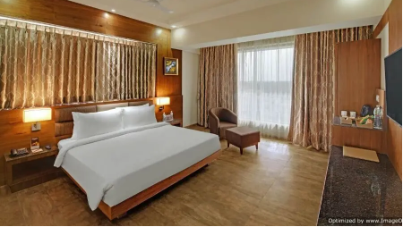 Hazel Suite
