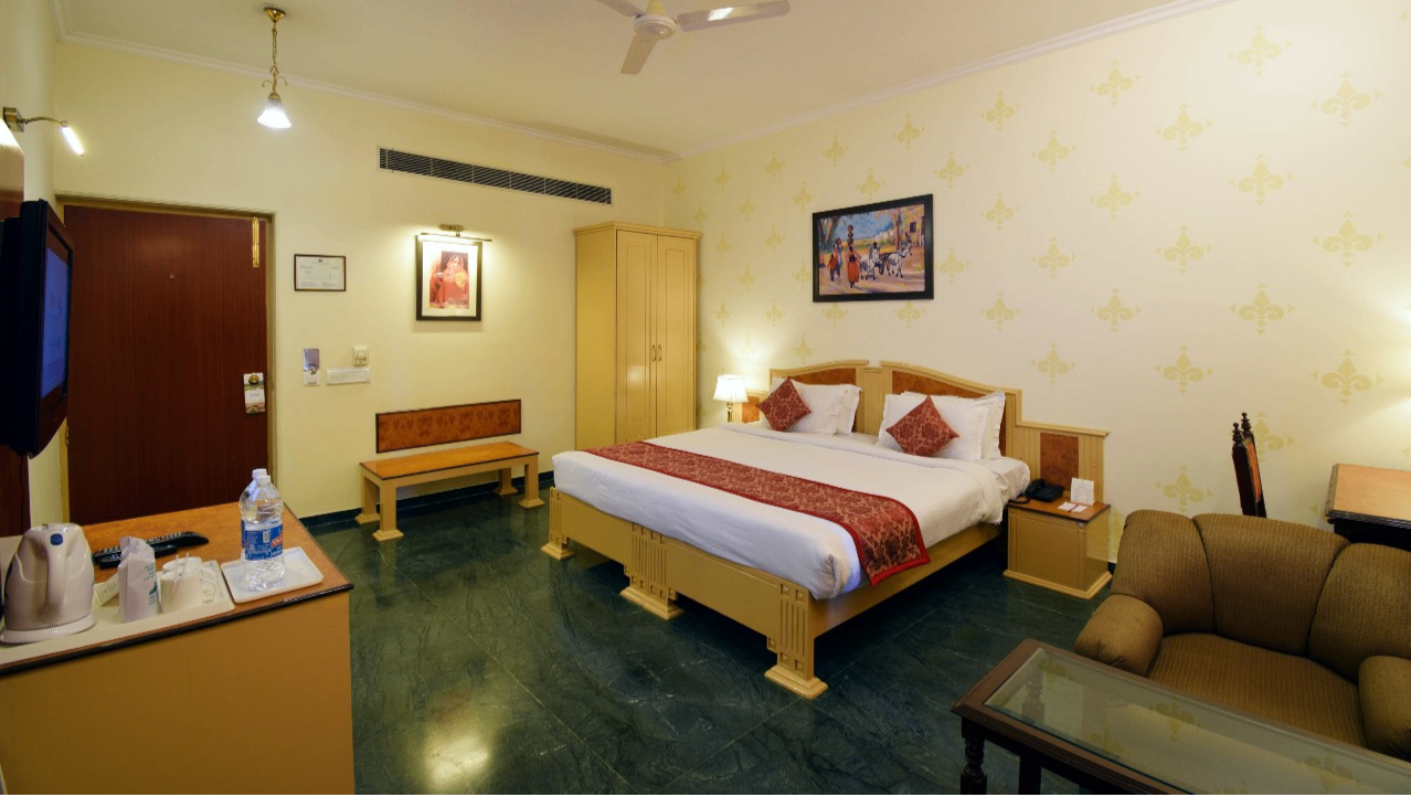 Deluxe Suite