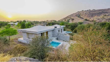 Cottage with a Plunge Pool