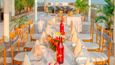 Rooftop Dine