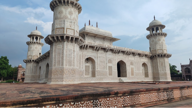 Itmad-ud-Daula