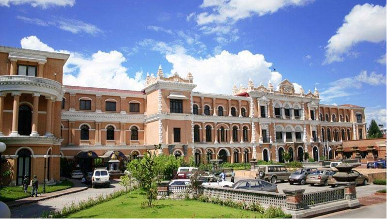 event-venue-Hotel Yak & Yeti