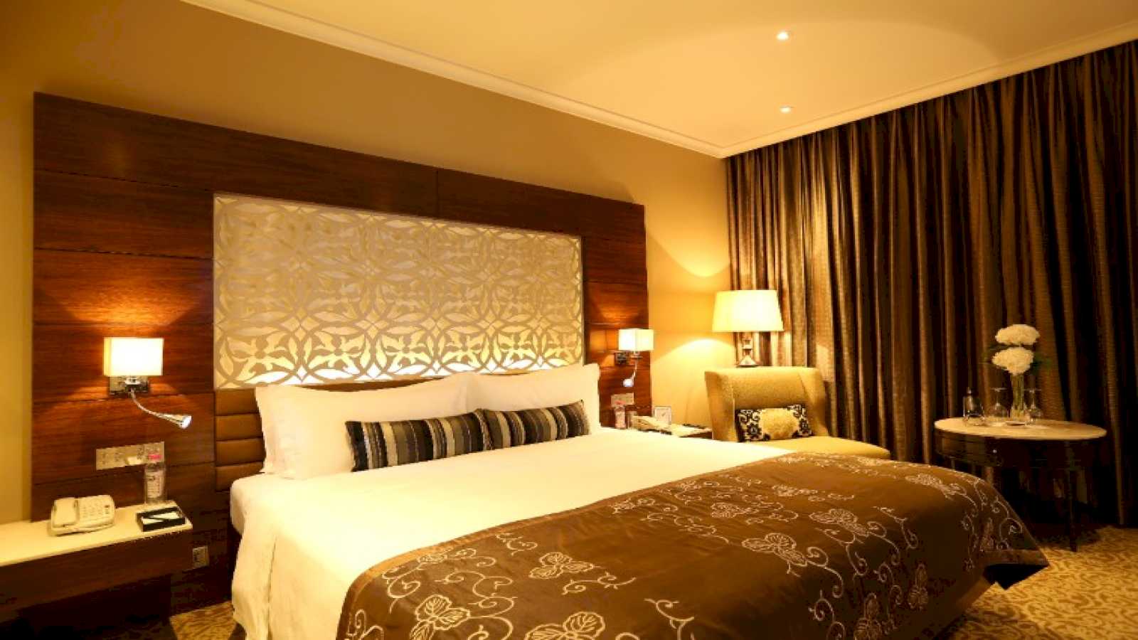 Taj Club Room
