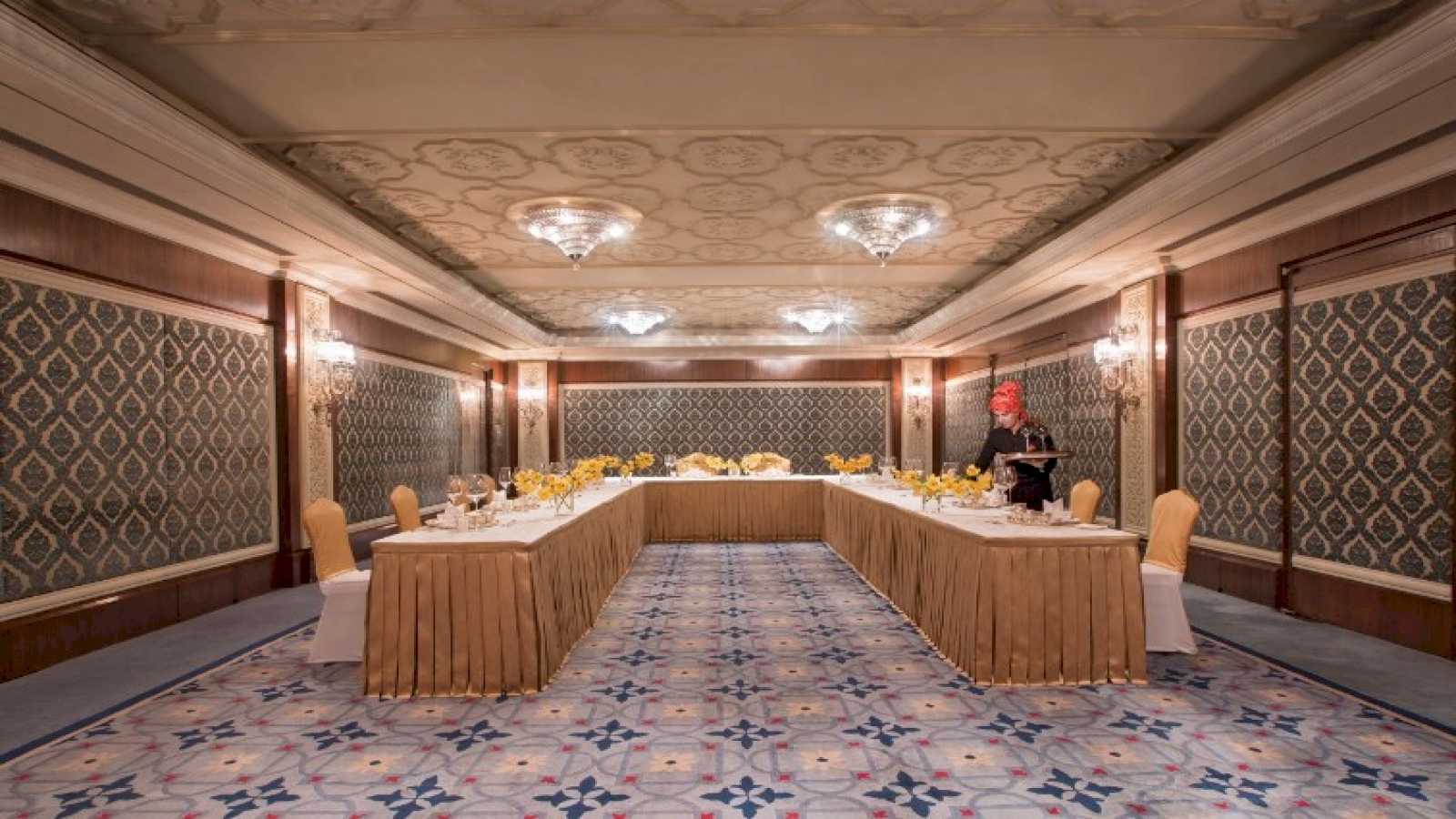 Sheesh Mahal