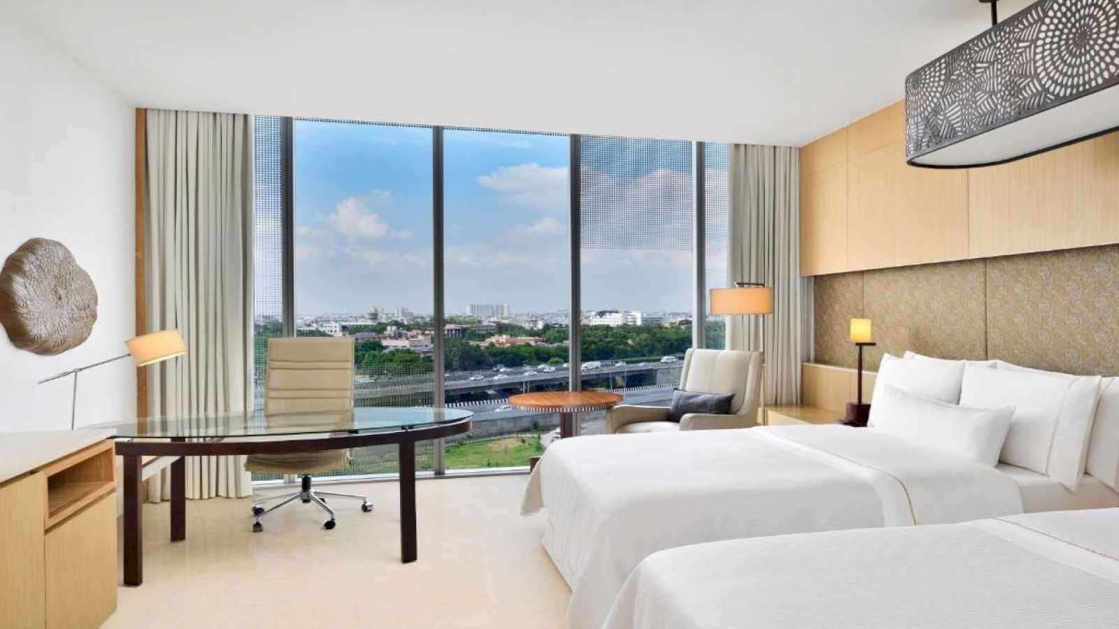 Club Twin Room