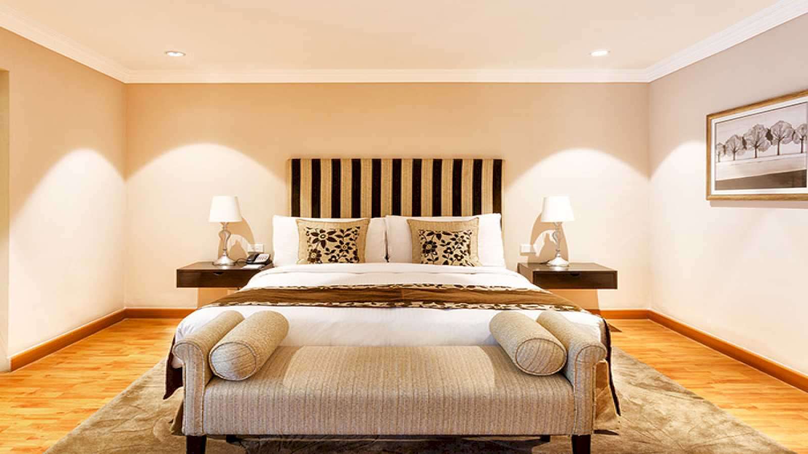 The Deluxe Suite