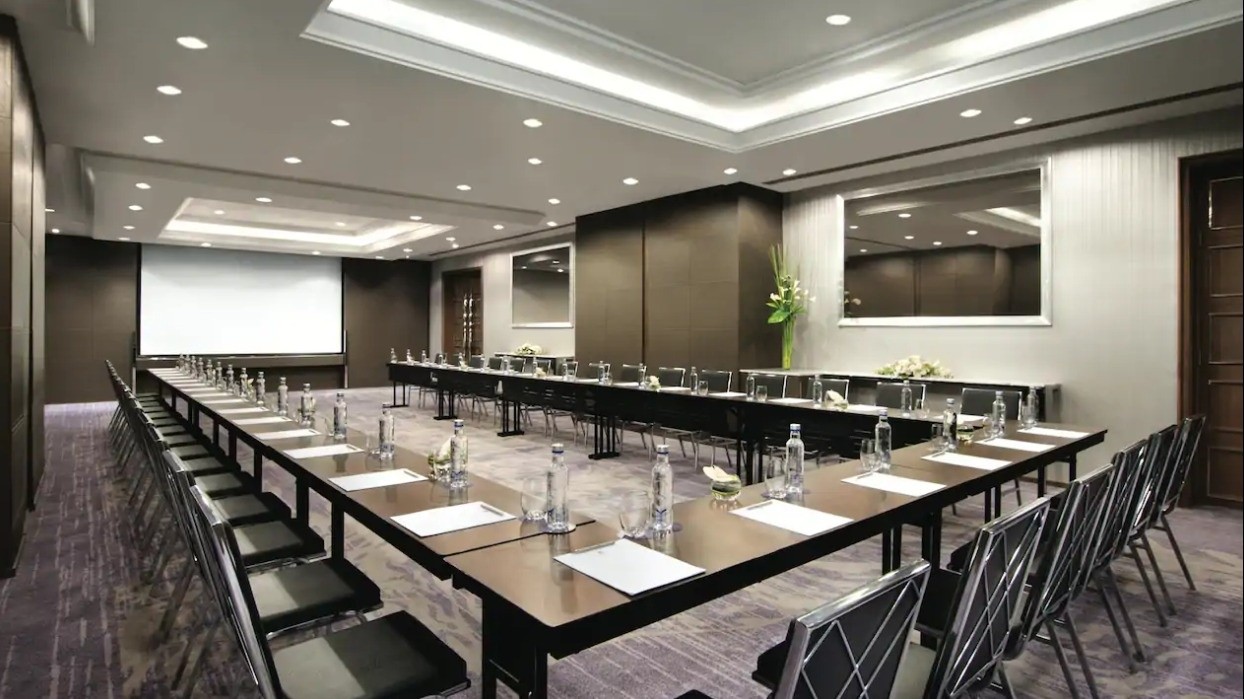 Boardroom 1