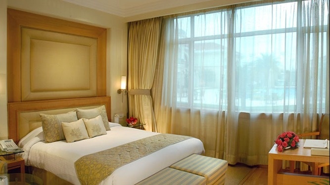 Premiere Club Room
