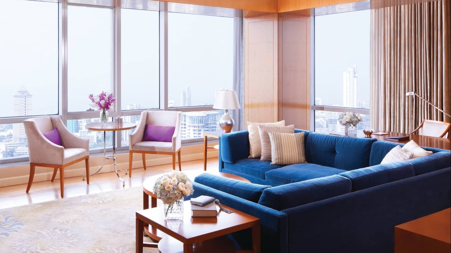 Deluxe Sea-View Suite