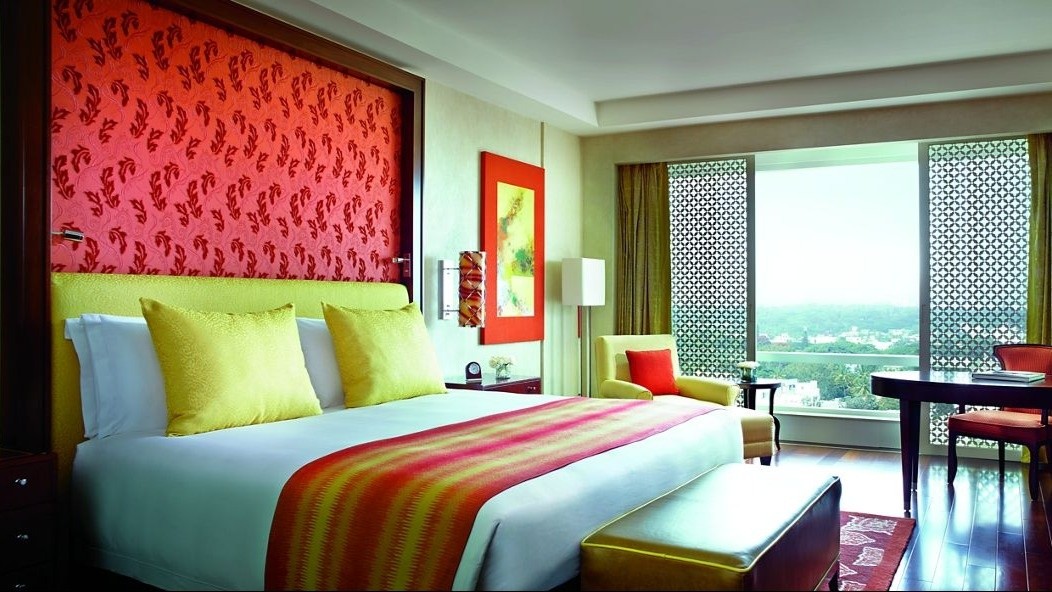 Grand Deluxe King Room