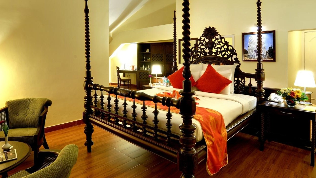 Honeymoon Suite