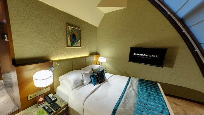Uranus Suites