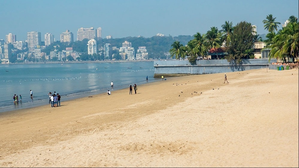 Aksa Beach