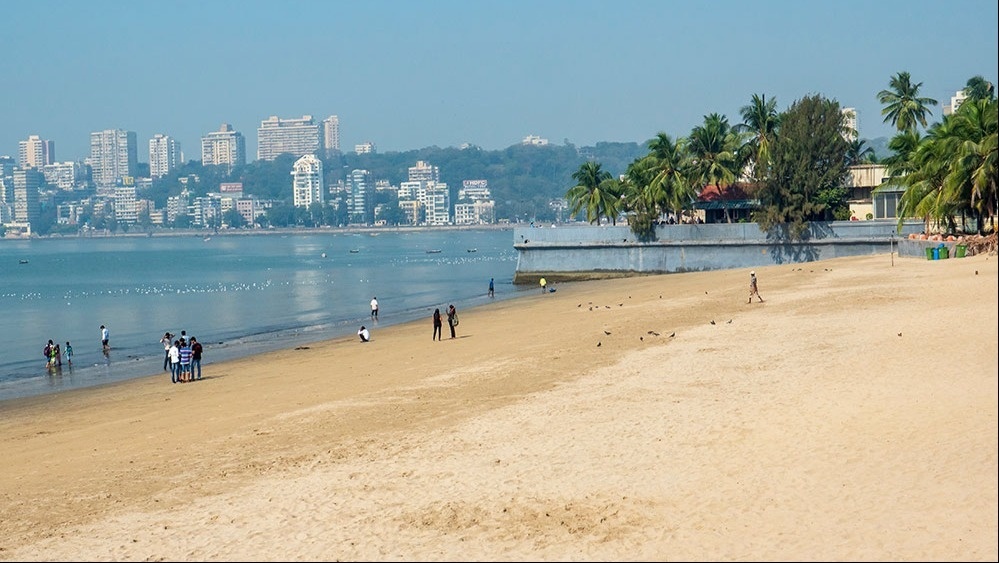 Aksa Beach
