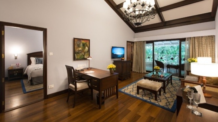 Luxury Suite 