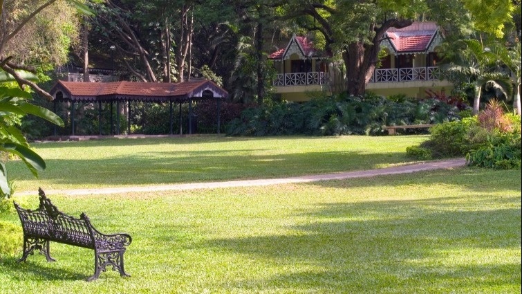 Prince Of Wales Lawns