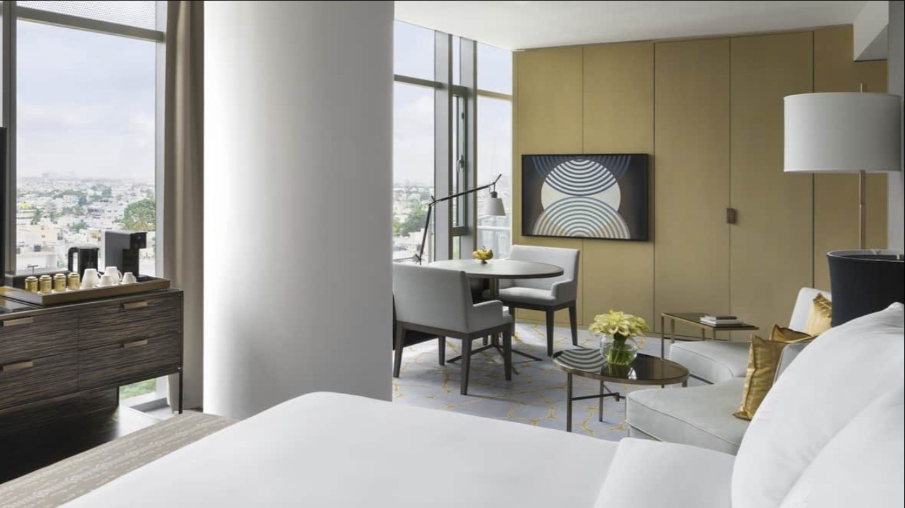 Premier Room