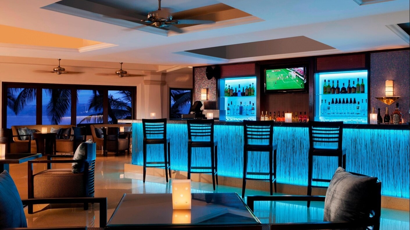 AZ.U.R / Lobby Lounge (Great Room)