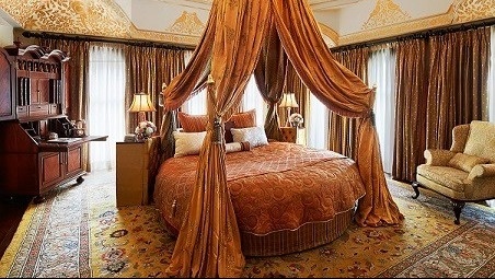 Grand Presidential Suite