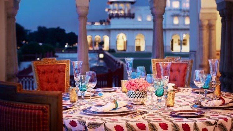 Unique Dining