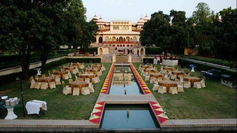 Sunken Lawn