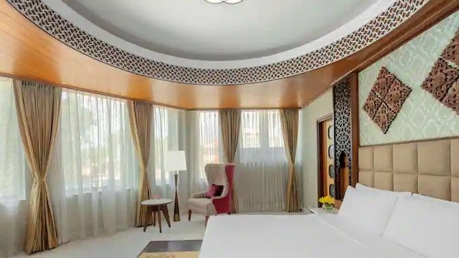 One Bedroom Suite