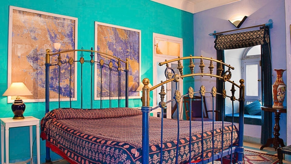 Chini Mahal (Porcelain Palace)