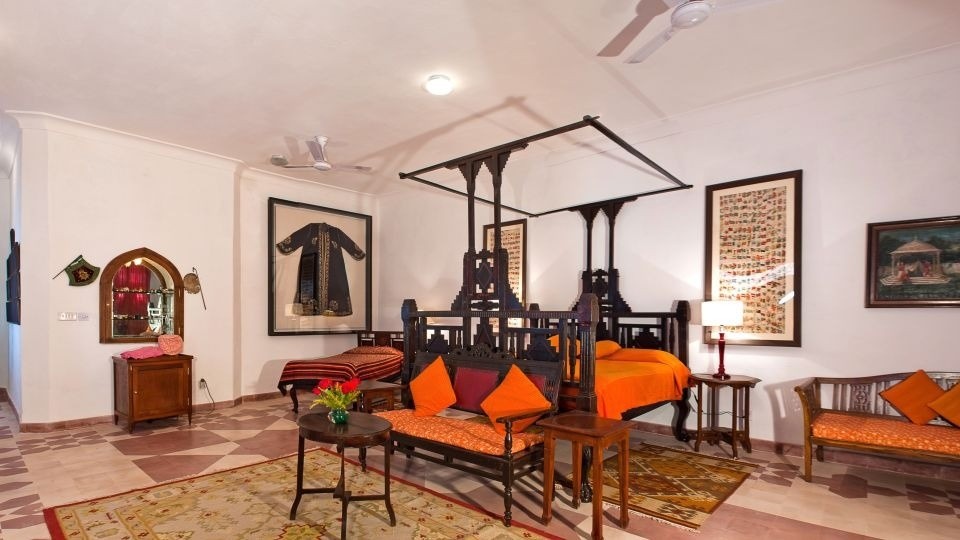 Donna Mahal (Lady's Palace)