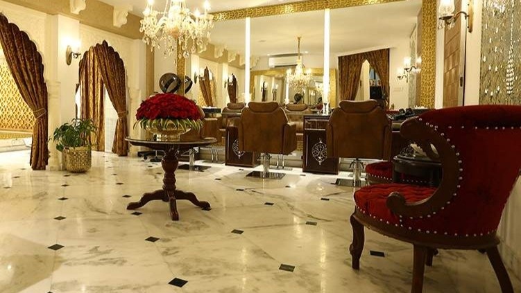 Luxury Salon