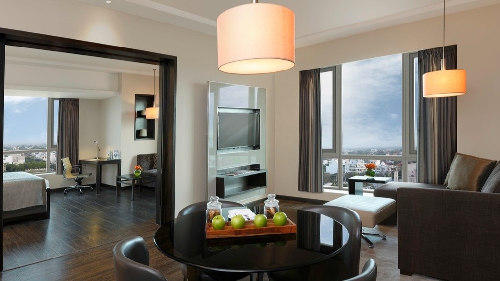 Deluxe Suite