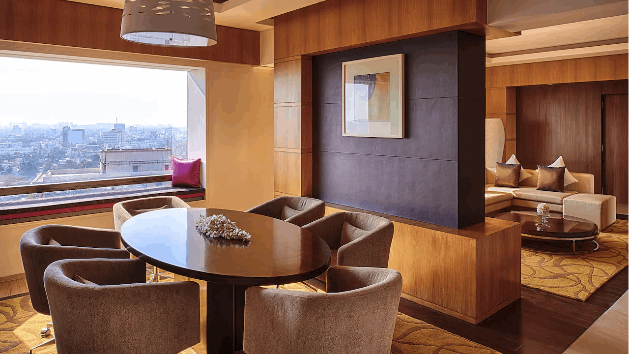 Diplomat Suite