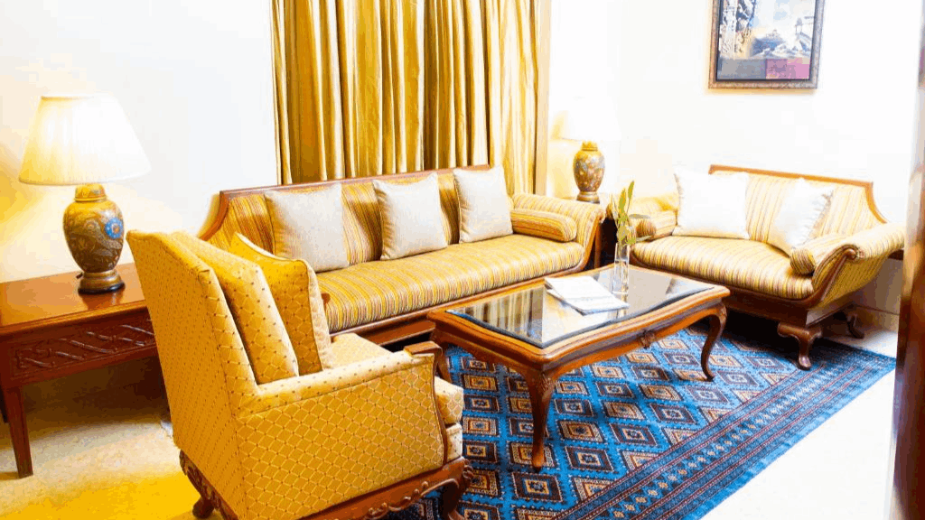 Deluxe Suite