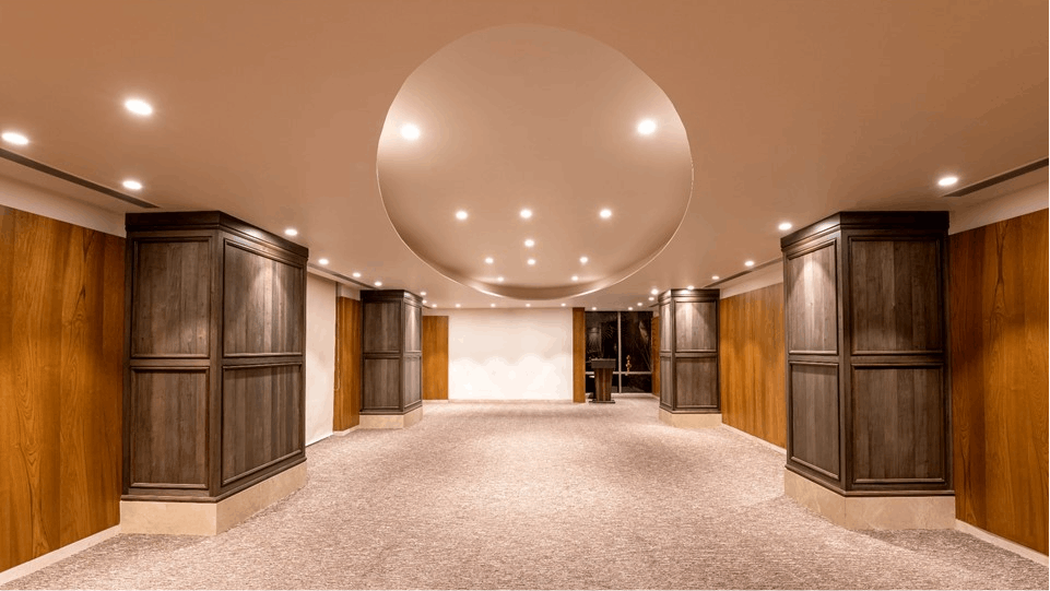 Alpha Room 