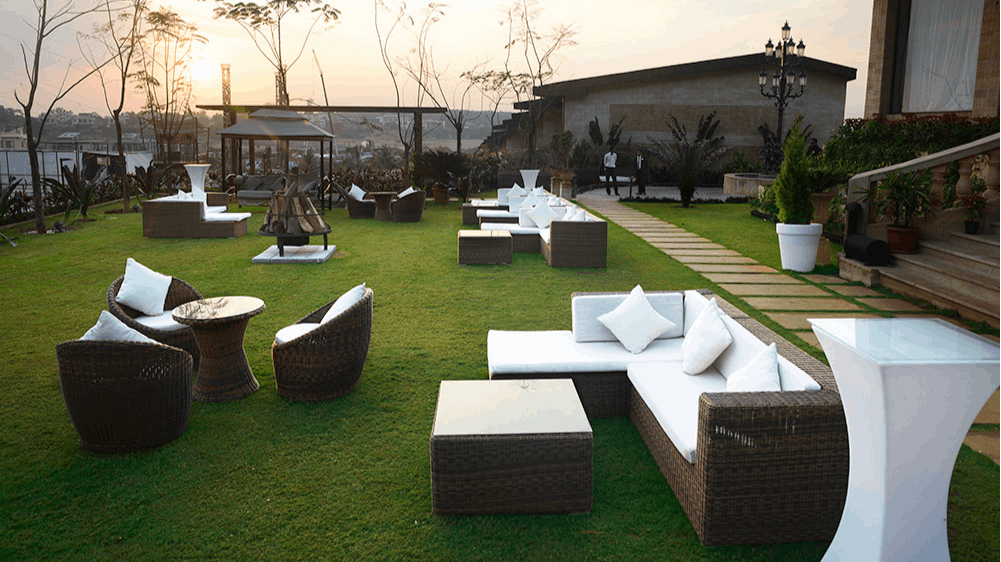 P18 Lawn 