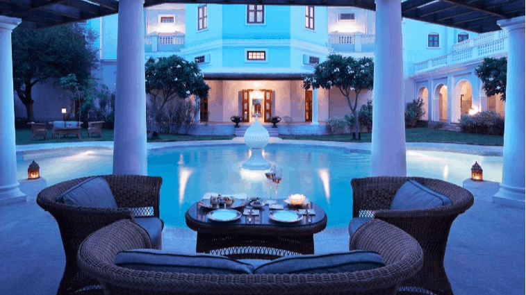 Pool Lawns