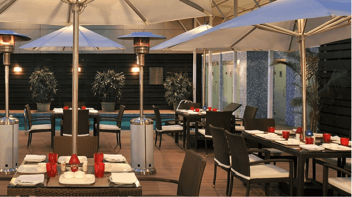 Terrace Lounge