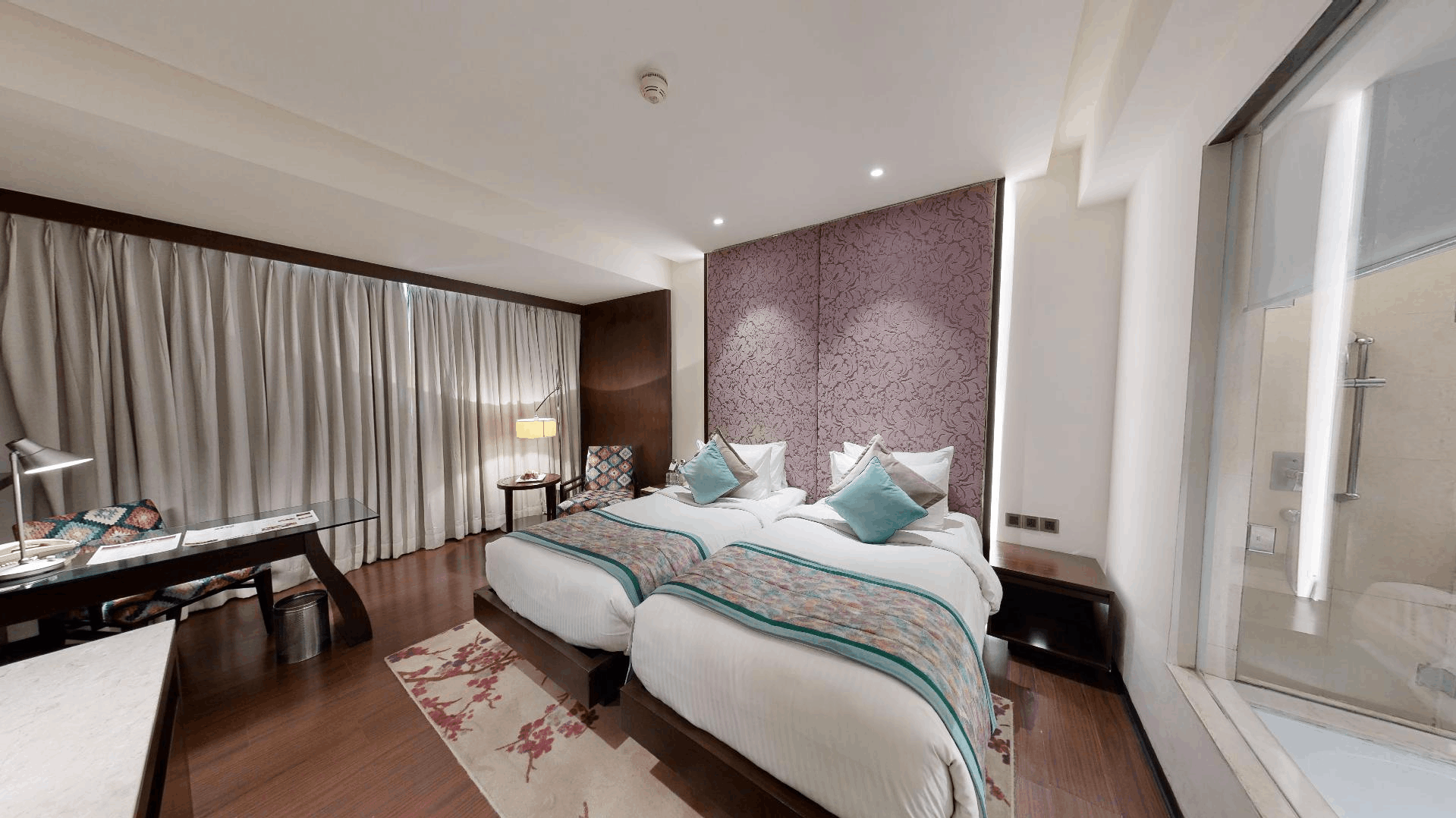 Deluxe Twin Room