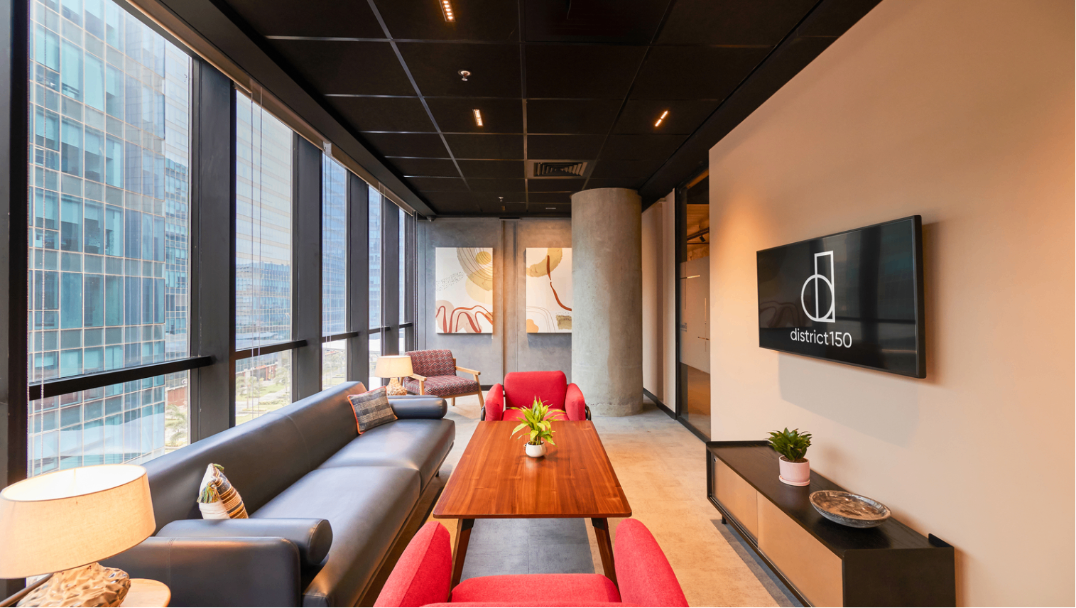 EAST LOUNGE