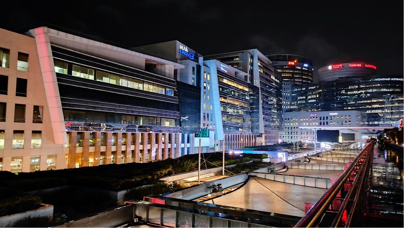 DLF CyberHub