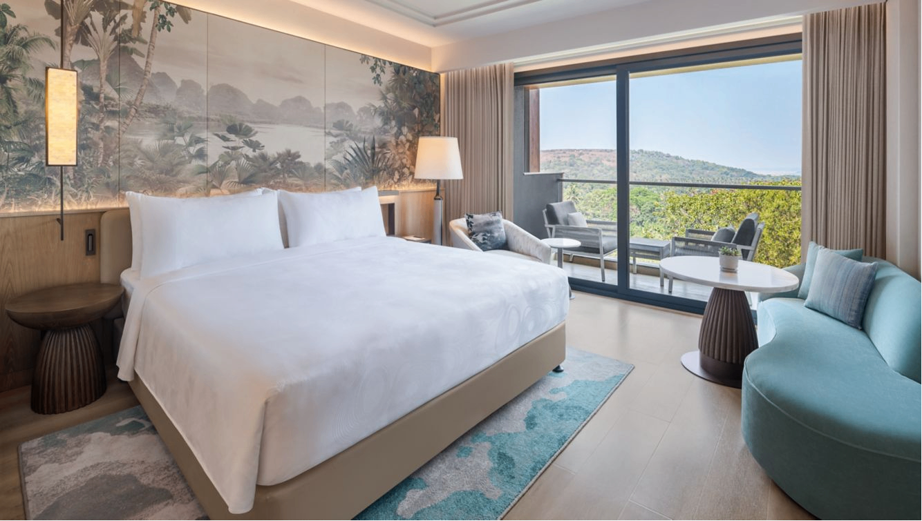 Luxury Tropical Room